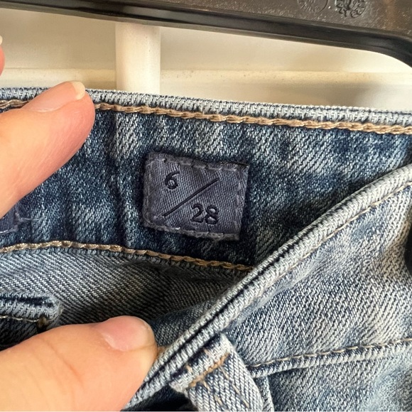 Lucky Brand 7W14071 Floral Cross Stitch Ava Crop Jeans Size 6 - Picture 5 of 8